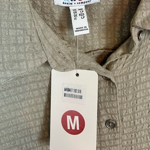 NWT Denim & Co. Textured Stretch Button Front Pocket Tunic Medium petite A468447 - Picture 4 of 9